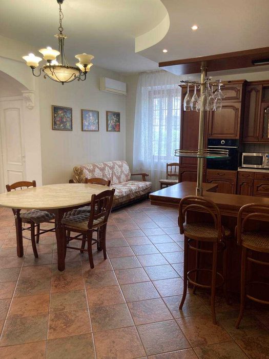 Продажа! классная 4комнатная паркоместо Центр Старокозацкая Парк Глобы