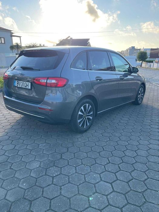 Mercedes-Benz 180D AMG Line