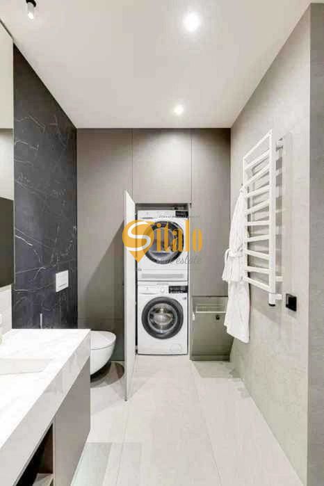 ЖК комфорт класу  Ліпінка  Дизайнерський ремон​ Тераса Комора