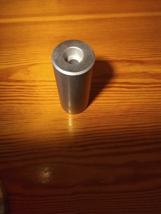 Tuleja metalowa - owalna