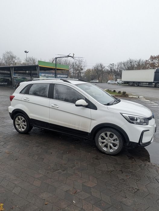 Заголовок: BAIC EC5 2019 — Надійний електро-кросовер: 400 км на одному