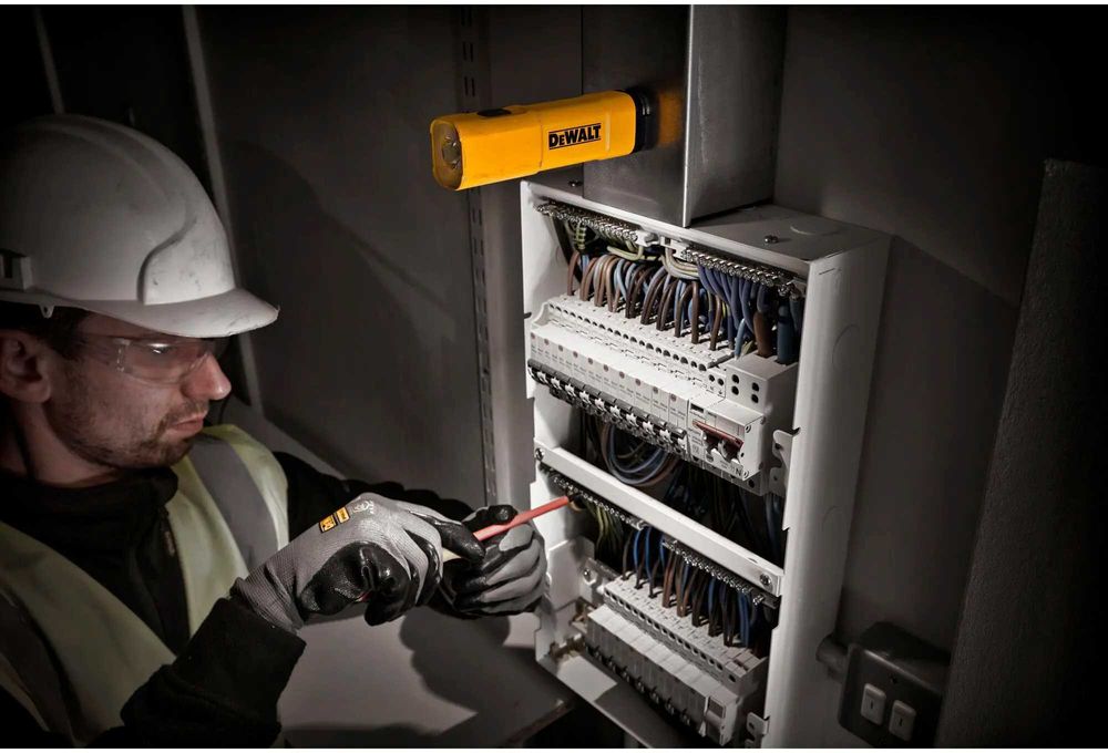 DeWALT DCL183 Ліхтар світлодіодний акумуляторний 3.6В