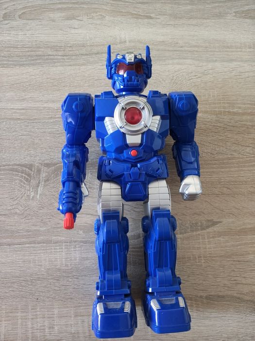 Robot na baterie –chodzi, świeci, wydaje dźwięk – sprawny