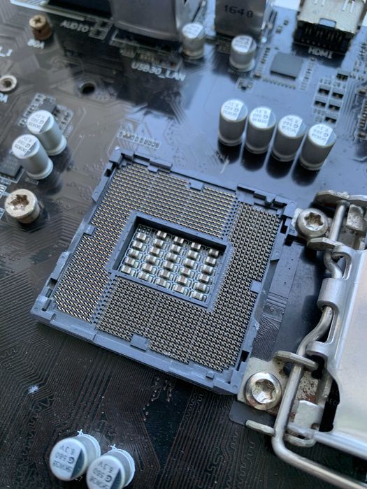 Материнська плата Gigabyte GA-Z170-HD3 DDR3