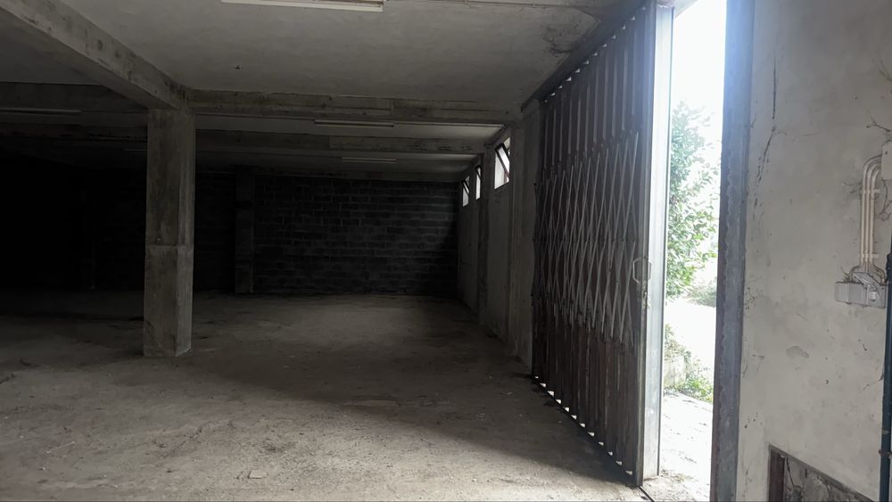 Armazem 369m2 Braga-Lago