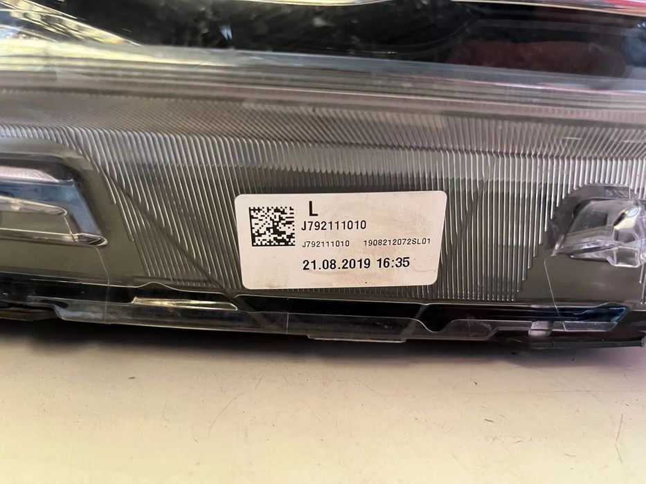 KIA CEED III FAROL FULL LED ESQUERDO - FF758