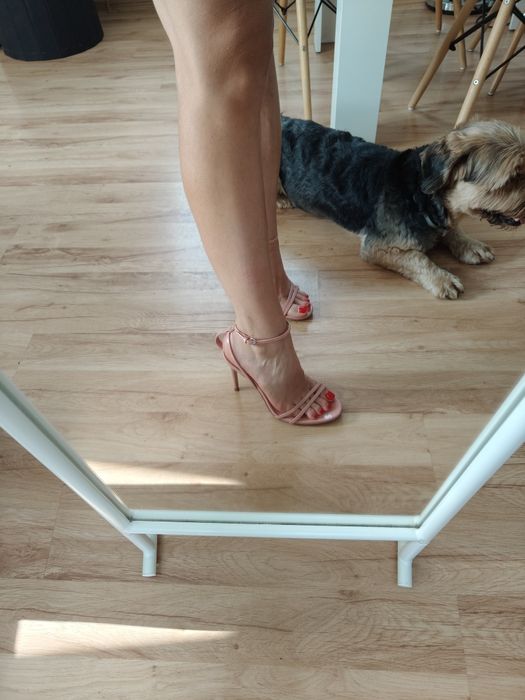 Pudrowy róż szpilki sandały ZARA 39