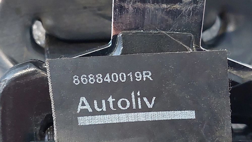 Cinto frente direito RENAULT Master III (FV)