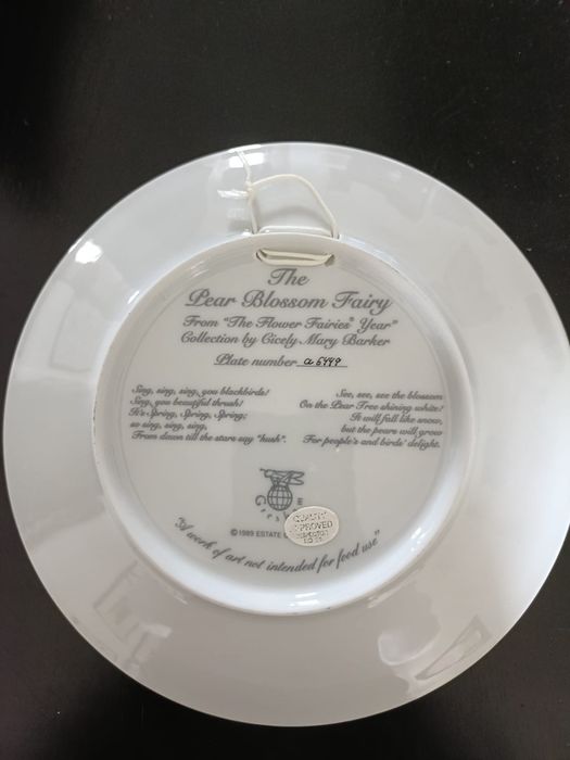 Numbered Porcelain Plates64739572866945123