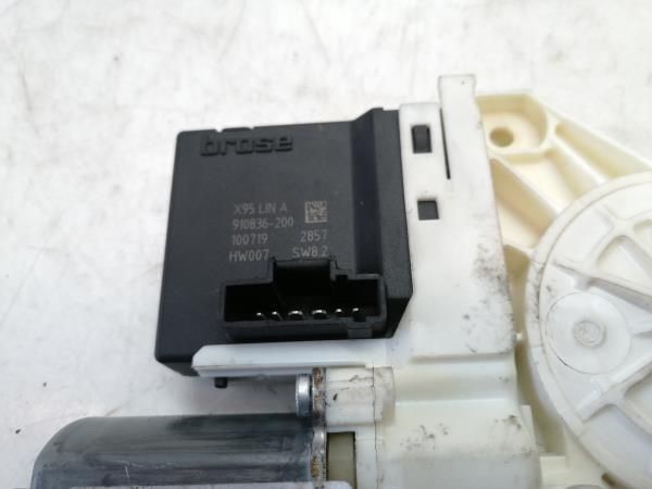 Motor vidro trás esquerdo RENAULT Megane III Grandtour (KZ0/1)