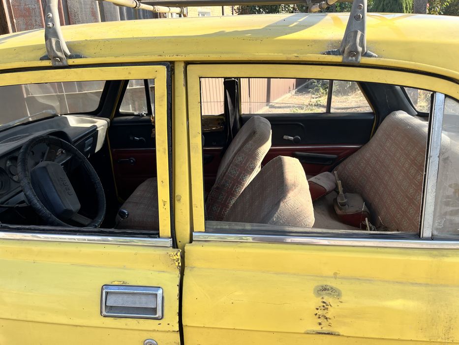 Москвич      2140