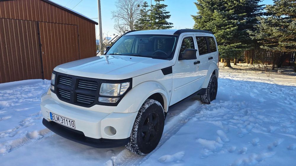 Dodge Nitro 2,8 CRD 4x4 Infinity audio, świetny stan