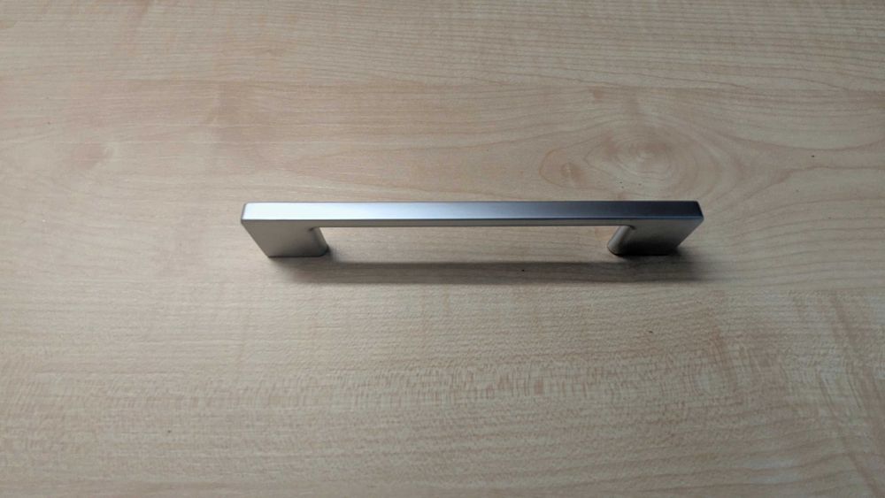 uchwyt metalowy rozstaw 128mm
