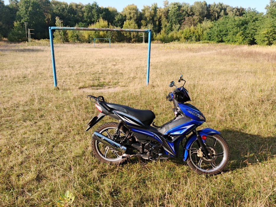 Продам  на доках