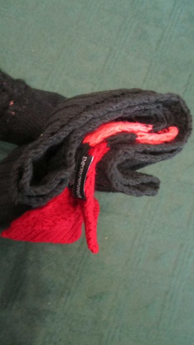 Шарф,шерсть -''ARMANI'',оригинал+ длинные перчатки.