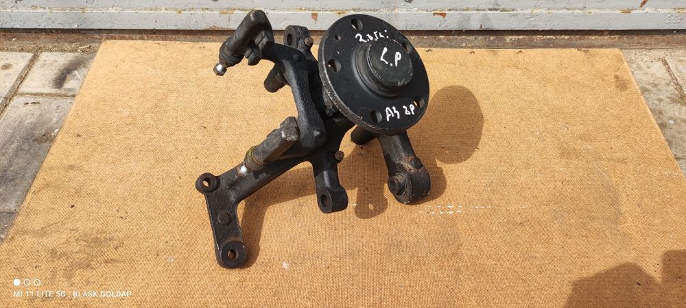 Zwrotnica Lewa Przód Audi A3 8P 2.0 TDI 2003 Blask Gołdap