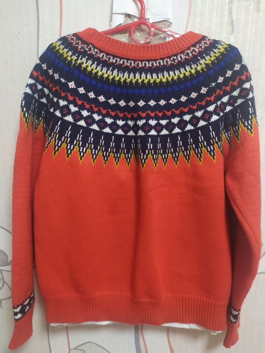 Женский свитер б.у М