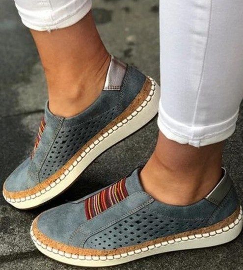Sprzedam pół buty ażurowe