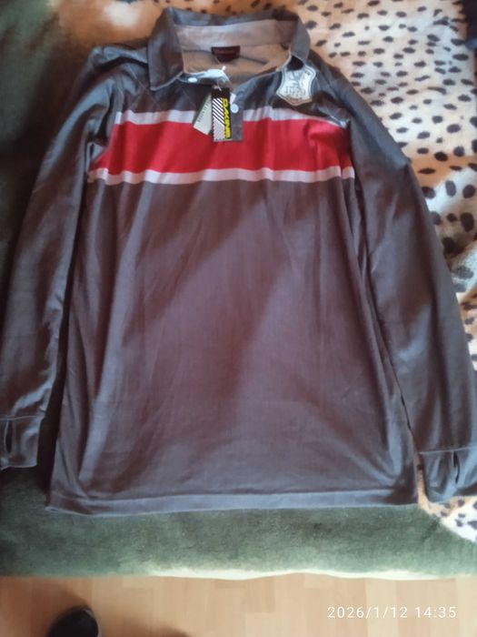 Bluza z kołnierzem polo