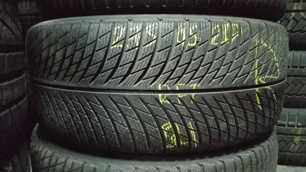 275/45/20 Michelin Pilot Alpin 5 SUV * ZP