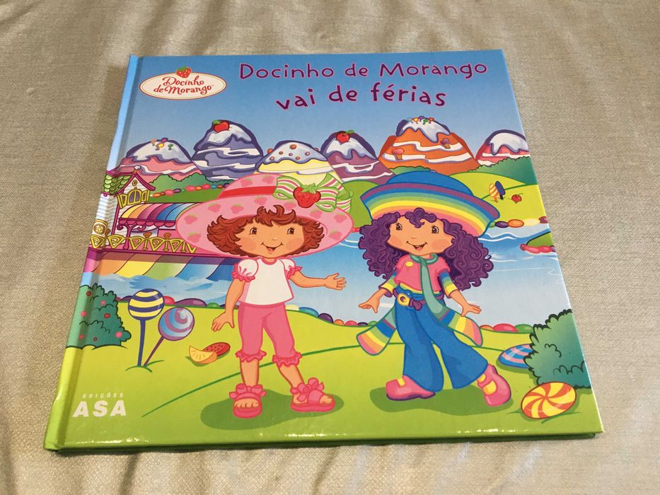 Livros infantis Disney Barbie Bambi fábulas