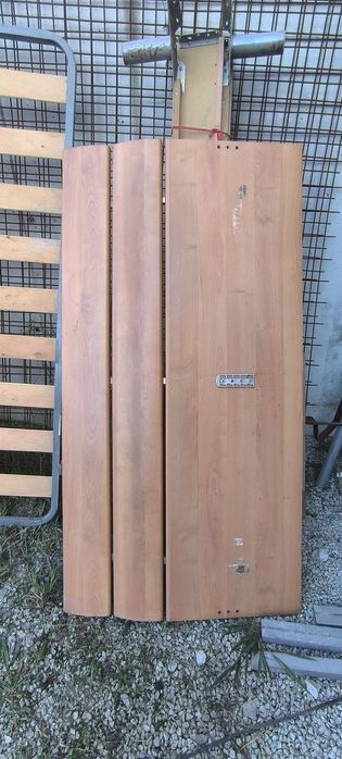 Cama de casal, 160cm x 200cm, 25€