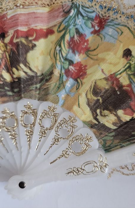 Piękny materiałowy wachlarz corrida Hiszpania scenki rodzajowe