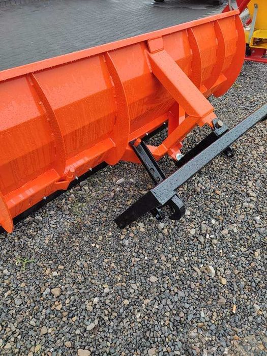 Nowy pług do śniegu – szerokość od 150 do 300 cm – szybka dostawa