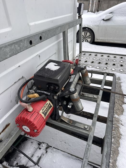 Эвакуатор Daewoo на уверенном ходу