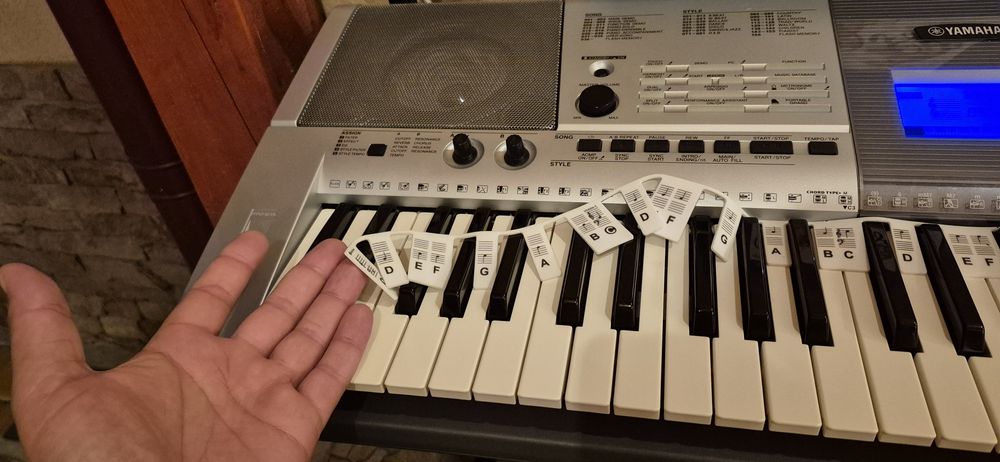Синтезатор yamaha psrE403