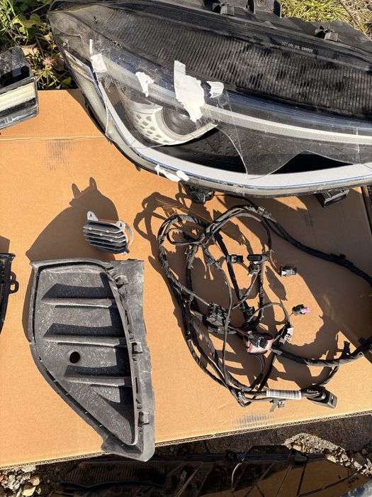 Volkswagen ID4 Pro S 2021 фара накладка заглушка проводка