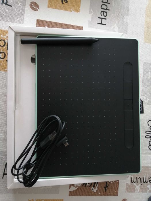 Mesa de Desenho / Digitalização WACOM Intuos (OPORTUNIDADE)