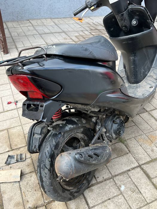Honda dio 35.
