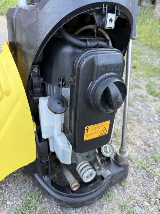 Karcher HD 7/18 професійна мийка на 380 керхер