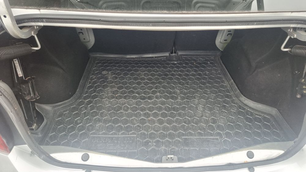 Renault Logan ДИЗЕЛЬ 1.5dci