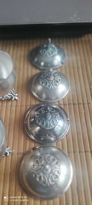RESOVIA posrebrzana solniczka +łyżeczka  4 sztuki