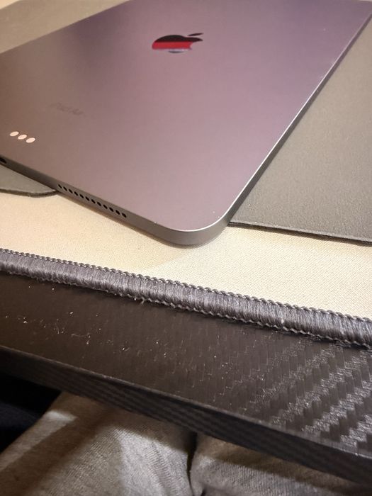 iPad Air 5 64GB Como Novo