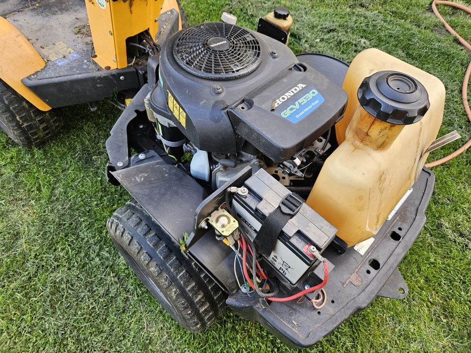 Kosiarka traktorek stiga park silnik honda