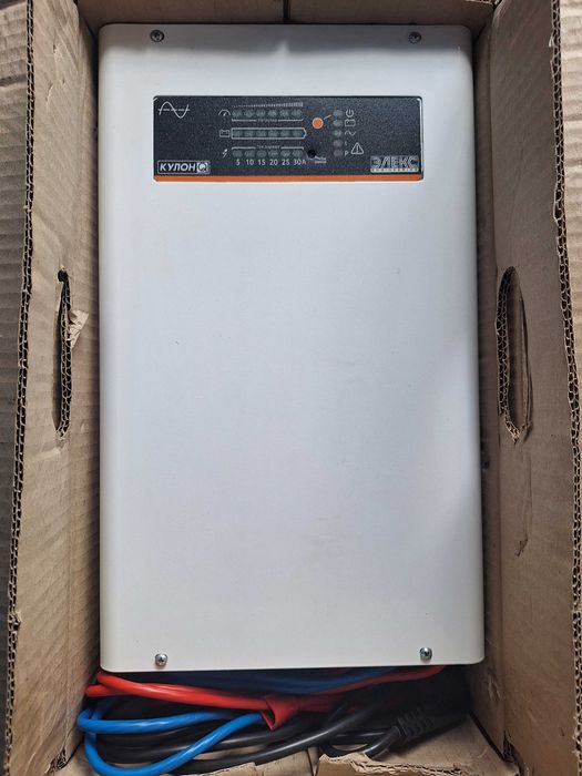 Джерело безперебійного живлення Кулон Q-1000/12 V4.0 і АКБ LX12-65MG