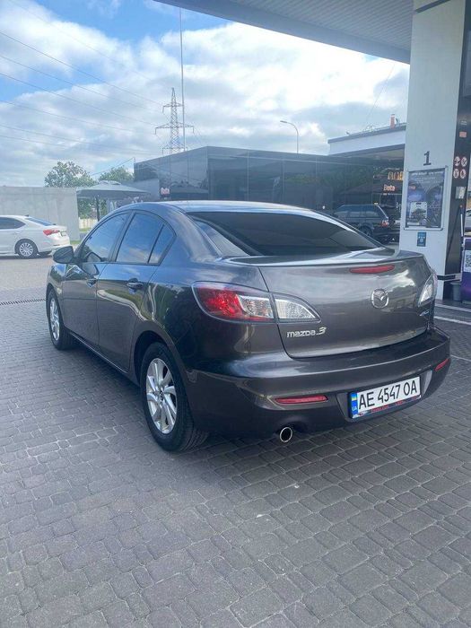Продам Mazda 3 2012 Автомат