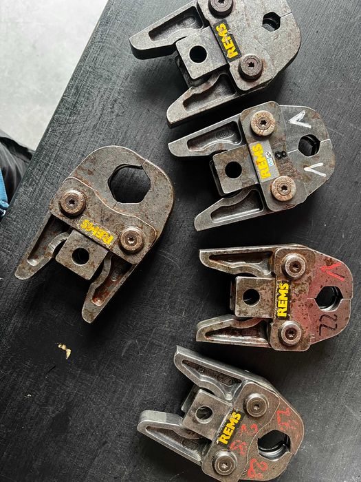 Szczęki zaciskowe Rems