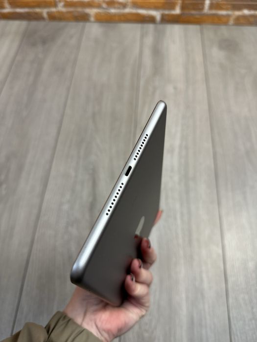 iPad mini 4, 128 GB