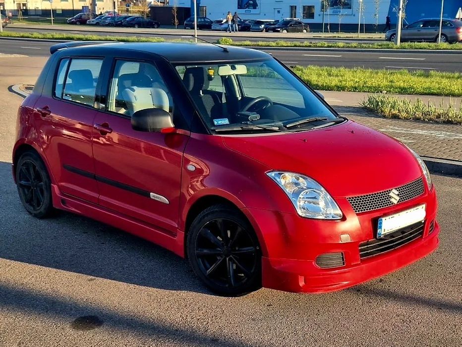 Suzuki Swift Suzuki Swift 1.3 92KM (2006) | Długie opłaty | Kamera cofania | Czujni