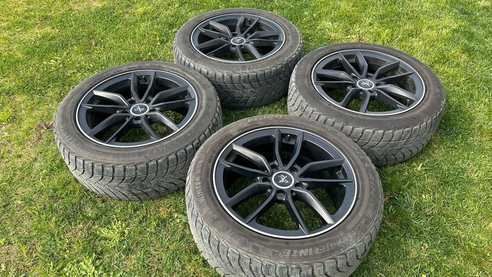Jantes Keskin 17" 5x114.3 + Pneus Inverno 215/55R17 (Como Novas)