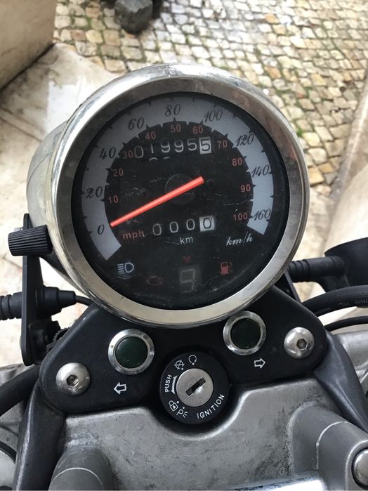 Moto mash 125 cc 1000€ este fim de semana
