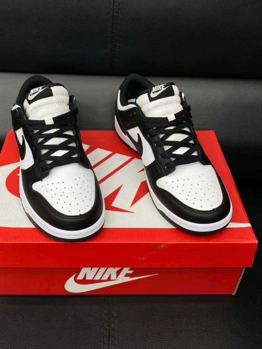 Nike Dunk Low Czarny R.37,5