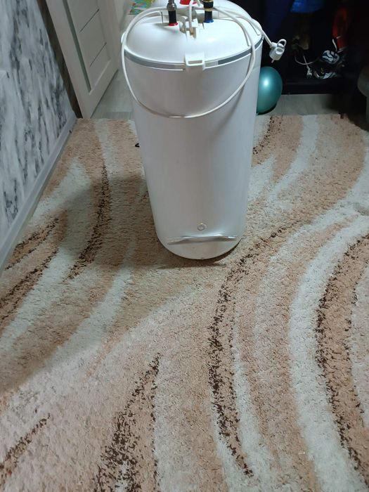 Продам бойлер 100 літрів бу