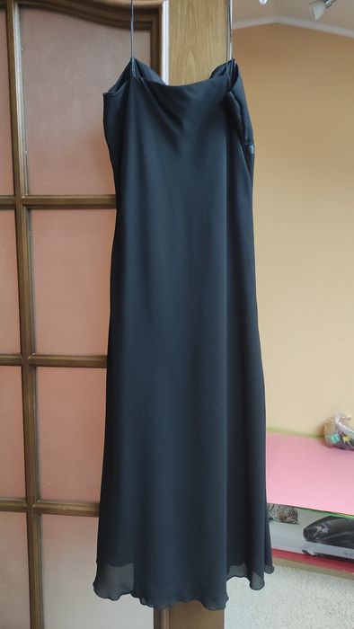 Czarna wieczorowa sukienka H&M