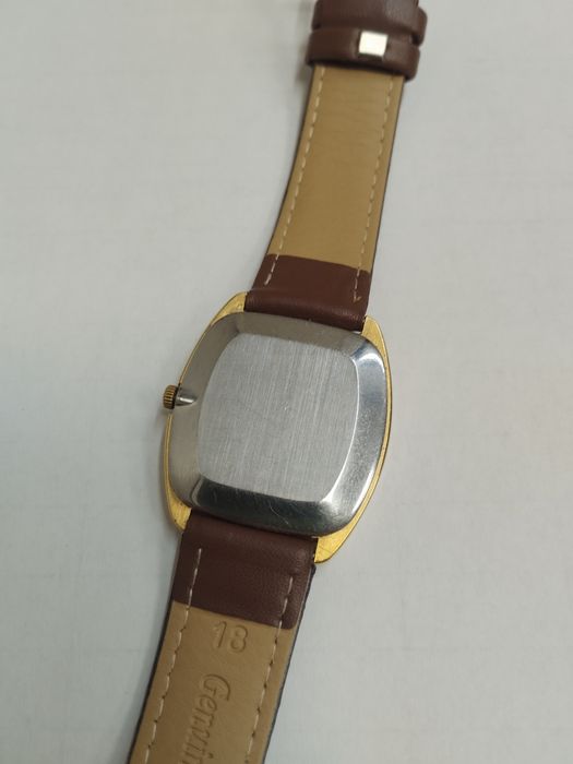 Omega De Ville. 111.039 Cal.625 złocony 20 mikronów