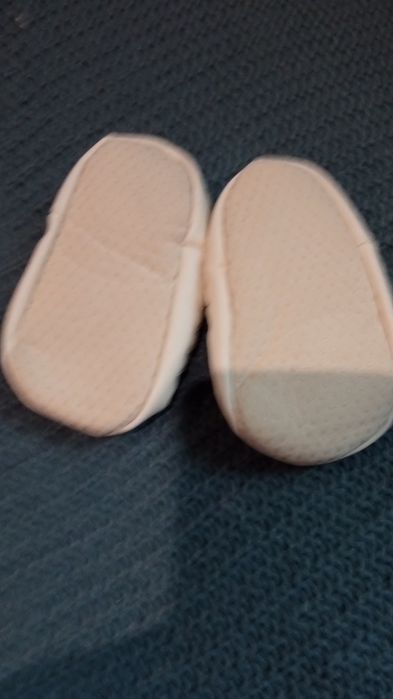 Kapcie niechodki wsuwane Fischer Price